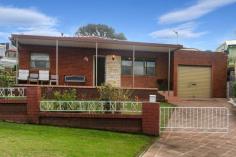  29a Moore Place Warrawong NSW 2502 Features: 3   1   1Price: Under Offer Location: 29a Moore Place WARRAWONG, NSWAgent Details:Adele Harb Phone: 02 4276 2277 Mobile: 0415429664 Lovely 3 bedroom double brick family home, featuring large living areas, big kitchen, modern bathroom,  high ceilings, lock up garage all on a huge 789m2 block. Enjoy beautiful lake & ocean views from your own private patio. This is single storey living at its best, ideal for 1st home buyers, investors or retirees. Located in a quiet cul-de-sac and only mins to schools, shops & beaches. Property Code: 377 