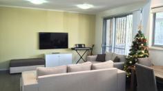  82 Condoin Lane Pemulwuy NSW 2145 Life Style and Modern Living Open plan family/dining. 3 Bedroom, 1 bathroom, 2 toilets. Open kitchen with gas cooking & dishwasher. Generous built in robes to 2 bedrooms. Easy care yard and garage. Modern colour scheme with floor tiles and air conditioning. 