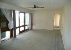  1/32 Jamieson Street Myrtleford Vic 3737 $178,000 Located at the top of Jamieson Street with views over the town this 4 bedroom unit has great potential. On the market at a reasonable entry level it consists of an open plan living area with a combustion wood heater and split system reverse cycle air conditioning, galley style electric kitchen, ceiling fans, built in robes in 3 bedrooms plus air conditioners in 2, a large decked outdoor area with excellent views and dual under cover car parking underneath. Admitting it does need a little modern updating which could be done over a period of time at this price it is affordable. Features Deck Outdoor entertainment area Electric stove Dishwasher Electric hot water system Ceiling fans Air conditioning Heaters Property Details  Property ID   1066 Bedrooms 		 4 Bathrooms 		 1 Car Ports 		 2 Land Area 		 653 m2 