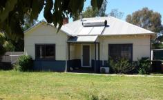  41 Hovea Crescent, Wundowie, WA, 6560 $259,000 - $269,000 Step into this fully renovated 4 bedroom home and you wont be disappointed. Light, bright and modern, with gorgeous high ceilings, this home is ready for you to just move in. Off the entry hall you will find the BIG lounge room, complete with new carpet, slow combustion fire and split system. The funky, modern kitchen with breakfast bar is both functional and great looking. Quality stainless steel appliances compliment the gloss black surfaces. The bathroom has been revamped in modern bright white. New white tiling and modern vanity. 