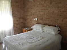  4-55 Granville Court Inverell NSW 2360 Property Description Granville Court Well located double brick unit, features two good sized bedrooms with built-ins, large loungeroom with split system air conditioning, gas outlet, spacious timber kitchen & covered entertaining area 