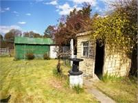  40 Plane Avenue Uralla NSW 2358 IDEAL INVESTMENT OPPORTUNITY • One bedroom weatherboard cottage with two sleep-out rooms. • Large lounge room with slow combustion wood heater. • Electric kitchen with adjoining dining room. • Bathroom with bath. Laundry and separate toilet. • Sunroom leading out to storage shed and single garage. • 915m² block just across from the Golf Club. View Sold Properties for this Location View Auction Results General Features Property Type: House Bedrooms: 1 Bathrooms: 1 Indoor Features Living Areas: 1 Outdoor Features Garage Spaces: 1 $160,000 
