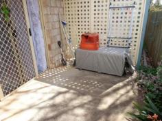  23/ 55-57 Drayton Road HARRISTOWN Qld 4350 Very Affordable Living or Investment Only minutes to the CBD this community style living is ideal for the single owner occupier or entry level investor. 1 bedroom (built-in) opening to courtyard Kitchenette plus community kitchen meals Large bathroom off main Great access to public transport   Offers Above $96,000 