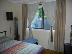  2/4 Wade Avenue Armidale NSW 2350     $259,000   	 Great 2 bedroom unit located close to town on Central North Hill. A lovely quiet cul-de-sac only a few blocks from town. Only 2 in the block with tidy modernised kitchen, 2 good sized bedrooms with wardrobes and a lovely tidy yard with fencing erected to offer extra privacy for each unit. Own private rear fully fenced yard. Separately metered electricity and water. Showing a return of $285 per week. Property Management Specialists Call 0267726626 Property Details Bedrooms 		 2 Bathrooms 		 1 