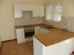 55 Westfield St, Maddington, WA 6109 Stay cool and comfortable in this freshly painted neat 3 bedroom home with air conditioned lounge, ceiling fans, stainless steel oven, single carport, lockup garage, solar panels & sleepout. Pets are considered. Rental: $375 per week 