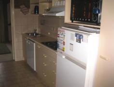  9/128 Murray Valley Highway, YARRAWONGA Vic 3730 $185,000 Set on the fringe of town close to recreation reserve and the mighty Murray River stands this solid brick fully furnished two bedroom (es) townhouse with undercover car parking and use of refurbished resort size pool. The low maintenance nature of this property would suit holiday maker, investor or someone with a hectic lifestyle seeking a property where they are able to enjoy the expansive outdoor area and not have to personally maintain it. Features include split system air cond., large internal spa, separate boat / storage shed and abundant visitor parking. 