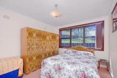  29a Moore Place Warrawong NSW 2502 Features: 3   1   1Price: Under Offer Location: 29a Moore Place WARRAWONG, NSWAgent Details:Adele Harb Phone: 02 4276 2277 Mobile: 0415429664 Lovely 3 bedroom double brick family home, featuring large living areas, big kitchen, modern bathroom,  high ceilings, lock up garage all on a huge 789m2 block. Enjoy beautiful lake & ocean views from your own private patio. This is single storey living at its best, ideal for 1st home buyers, investors or retirees. Located in a quiet cul-de-sac and only mins to schools, shops & beaches. Property Code: 377 
