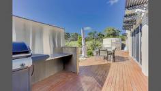  Unit 2 170 Hazard View Drive, Coles Bay, TAS 7215   $249,000 This 2 bedroom villa unit is a hop skip and a jump to the Freycinet Golf Club and sandpiper beach. Attention to detail was paramount with construction and all inclusions are of quality. Offering open plan living, fantastic workable kitchen ,a master bedroom with ensuite and built-in robe and a upmarket main bathroom.The Generous rear deck is a great spot for the summer BBQ. There is also a huge water tank, fully landscaped and ample room to park the boat or caravan. 