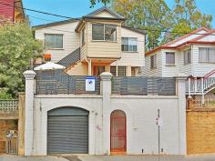 225 Vulture St South Brisbane QLD 4101 SOUTH BRISBANE BOARDING HOUSE
 
 
 Well maintained and boasting very high occupancy rates, this baording
 house offerrs the astute investor a rare opportunity to secure prime 
property in the highly-desired location of South Brisbane. Features 
include; - 15 furnished rooms - Separate one bedroom, fully self-contained flat - Large common kitchen and dining area - Separate showers and toilets - Sitting Room - Two outdoor areas - Good-sized laundry Situated
 approximately one kilometre south of Brisbane's CBD, the property is 
perfectly positioned within walking distance to the Queensland 
University of Technology, Southbank Insititute of Technology, Mater 
Hospital, tranpsort, a variety of trendy restaurants, cafes and bars, 
Southbank Parklands, specialty shops, and the cultural centre of 
Brisbane. 