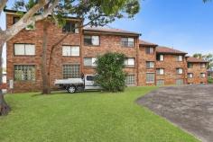  287 Pacific Highway, Charlestown, NSW, 2290 Be the first to inspect this immaculate 
unit/apartment in a highly desirable location. Features include: - Two 
good sized bedrooms both with built-ins. - Awesome second living area. - 
Large open plan lounge & dining rooms. - Brand new kitchen. - Enclosed 
balcony with ocean views & peaceful outlook. - Internal laundry. - 
Single undercover carpark with storage cupboards. - Within 200 metres to 
Charlestown Square, doctors & public transport. Awesome low 
maintenance property ideal for investor or first or second home buyer. 

Price 
Offers Over $299,000