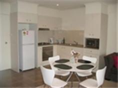 21-23 Bligh St, Wollongong, NSW 2500 Very tastefully furnished 2 bedroom apartment conveniently located 
within walking distance to the University, CBD & Wollongong 
Hospital. Featuring open lounge/dining & kitchen areas, air 
conditioning, internal laundry. Modern building. Single car space. Call 
today for an inspection. 