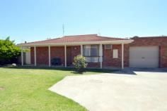  4-101 Crossen Street, ECHUCA Vic 3564 - 2 Bedroom Unit with Built In Robes - Good Sized Kitchen with Electric Cooking & Ample Storage - Open Plan Living Room with Split System - Double Length Remote Garage - Secure & Private Yard - Currently Tenanted For $210 Per Week 