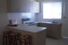  Unit 5, 16-18 East Street, CASINO NSW 2470 $149,000 This low maintenance unit sits at the front of a complex of 8, features solar panels, solar hot water and air conditioning and low body corporate fees Spacious bedroom with built ins and carpet Open plan living area has air conditioning Modern kitchen, new vinyl flooring and water heater Combined bathroom and laundry Remote LUG with internal access to courtyard Low maintenance paved private courtyard to enjoy 