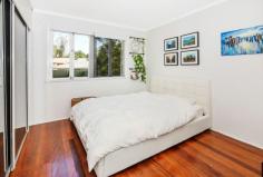 14 Enfield Street, Mount Gravatt East In a prime position, this large family home boasts all the qualities for anyone looking to get a foothold in today's hot market. 
Set on a tremendous 779m2 block, the location is next to none with 
plenty of amenities at your door step making everyday life, easy. 
 
On the upper level is a large open plan layout, the lounge and dining 
flow into the spacious kitchen with wrap-around bench-tops and ample 
cupboard space. 
 
The timber floors are rich in colour and flow throughout the upper level reflecting light into the three generous size bedrooms. 
 