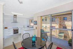  7/8 Frances Street Tweed Heads NSW 2485 Offers Over $270,000 Great value, superb location! Unit - Property ID: 755490 If a life of convenience is what you are looking for then look no further than this neatly presented two bedroom unit with a fully renovated kitchen and bathroom, most of the hard work is done for you.  The renovations are done at a high standard and are sure to impress.  The garage is large with potentially enough room for two small cars or one car and space for a work shop/storage area.  The location will lead you to a life of convenience, walk to the river within 100m of your front door.  Centro Tweed is just across the road and Tweed Hospital is approximately 350m away. The owner is now committed elsewhere and is keen to sell!   Property Website Print Brochure Video Email Alerts Features  Building Size Approx. - 79 m2  * A neatly presented two bedroom unit with a fully renovated kitchen and bathroom  * Superb location - close to river shopping & hospital  * Extra large single garage with the potential to park two small cars  * Extra large single garage with the potential to park two small cars  * Small block of 8 units 