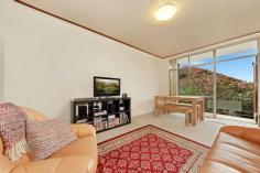  1/20 Hazelbank Road Wollstonecraft NSW 2065 Offering great accommodation, this 1 bedder offers open plan living, 
with a private outlook. Convenient positioned to North Sydney and 
Waverton railway station. A well presented building. 
 
1 double bedroom, deep built in robe 
Open plan living flows to balcony 
Separate bathroom, shared laundry, shared storage 
Car space on title 