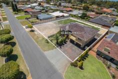  42-44 Hutt Road Morley WA 6062 Tired of looking through homes that simply don't suit and are starting to think - maybe I'll build? We have a choice of THREE lots of varying sizes available today! Lot 2 / 42-44 Hutt Rd - 351sqm - $359,000 Lot 3 / 42-44 Hutt Rd - 421sqm - $469,000 Lot 4 / 42-44 Hutt Rd - 396sqm - $399,000 LAND IN BRIEF - Cleared level sites ready to build. - All services connected by settlement. - Survey strata lots. - Around 800m metres to Morley Galleria shops. - Great street appeal.  
				 