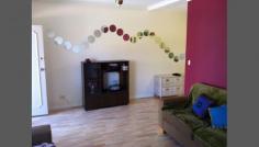  6/191 Manning Road, Bentley, WA 6102 $349,000 Tenanted until July 2015 for $425 per week. Fully furnished and equipped 2 bedroom town house with parking bay and updated kitchen Walking distance to Curtin University, Karawara Shopping Center, 4kms from Carousel Shopping Center, balcony, private courtyard with decking, alarm plus much more. A fantastic Investment for your portfolio. 