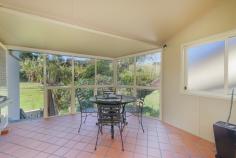  2/5 Endeavour Place Port Macquarie NSW 2444 For Sale - $559,000 bed 3  bath 2  car 2 Property ID: 	 1P1501 Property Type: 	 Unit Land Size: 	 347m² approx. Garage: 	 2 Outgoings 	 Council Rates: $2400 Yearly Features: 	 Built-In Wardrobes Close to Transport Spa Ensuite Water Views OWNERS MOTIVATION HAS CHANGED DON'T MISS THIS ONE! Great pricing and fabulous ocean and rainforest views are offered from this easily maintained townhouse. Complete with high raked ceilings, expansive open plan living and separation of bedrooms providing privacy and allowing ease of living. Pathways and walking trails lead to the historic Lighthouse and follow the coastline along to the Port Macquarie township. Can you imagine gathering sea shells or feeling the sand beneath your feet from this pristine northern section of Lighthouse Beach? This is a great investment for the future for owner occupier or investor with an excellent tenant in place.  Council Rates $2,400pa 