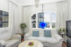  29/6a Greenknowe Ave, Elizabeth Bay, NSW 2011 This harbour side apartment's spacious layout has been retained with the essence of its grand classic circa 1920s origins and Mediterranean decor. Featuring large areas of glass capturing North-Easterly sunlight and views across the Bay and Harbour and superb terracotta floors through the living space. The idyllic views take centre-stage, while the flexible floor plan is ideal for those wishing to occupy the north-east corner position on the 7th floor of Onslow Gardens, a gracious classic security building that's quietly hidden from the street; and access is via the driveway between 6 & 8 Greenknowe Avenue. 