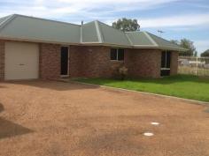  4/11A Maxwell Street Wellington NSW 2820 $199,950 Are you looking for low maintenance, safe, secure and hassle-free living? Then an inspection on this modern unit is a must! It is located in a quiet complex at the western end of Maxwell Street with easy access to Percy Street shopping, Wellington Public school, post office, grocery stores and more. Entry to this complex is via an electronic security gate with residents having a remote control to open and close the gate upon arrival and departure. There is an intercom system that is linked to a phone within the unit for visitor's access and the garage has an electronic roller door with internal access straight into the unit. Read more at http://wellingtonnsw.ljhooker.com.au/3P1FB7#bygEK2bp5Z0VwZjf.99 
