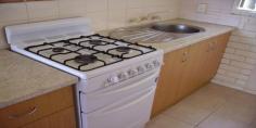  6/18 Hopetoun Avenue Morwell Vic 3840 Unit under $100,000 Unit - Property ID: 775557 BJ Bennett & Co Professionals Real Estate Morwell.  Ideal for owner occupier or the astute investor. Two bedroom brick veneer unit with car space, close is location. Top front unit in block of six. Would rent to $150 - $160 per week. Unit in good condition and priced to sell at a negotiable $95,000. Do your sums Click here for the Consumer Affairs Victoria Due Diligence Checklist for Home Buyers  