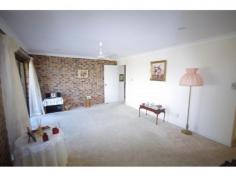  6/60 Farquhar Street Wingham NSW 2429 Home Makers and Investors $180,000 +  * This well Presented unit is centrally located just minutes walk from shops and cafes in the beautiful village of Wingham * 3 Good sized Bedrooms * 1 Bathroom * Separate toilet * Galley Kitchen with views of the Escarpment * 1 Car space with access straight into unit * Large living area with outside verandah * Reverse cycle Air conditioning * Rental Approx $250pw * Make an effort to inspect do not miss this one   Property Features: 1 Building3 Bedroom1 Bathroom1 Parking 