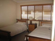  12/56 MAIN STREET Pialba Qld 4655 DETAILS ID #: 0000246888 Price: On site at 10am Type: Unit Bed: 2    Bath: 2    Car: 1  Modern 2 bedroom Townhouse with air conditioning, well appointed kitchen, combined living area, laundry, Single garage with internal access. Gated community, Walking distance to shopping centre, close to CBD & public transport. Presently income earning. 