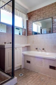  8/10-14 Macarthur PdeWoy Woy NSW 2256 For Sale: Offers over $330,000 Property: Townhouse 	 Council: Gosford 	 Local Amen: Bus Service 	 Furnished: N Invest in the best There is no better investment around than bricks and mortar and this townhouse could be your next step on the property ladder. Located at the rear of the complex, this property features three bedrooms (built in robes to two), second toilet, single garage with automatic door and internal access plus rear courtyard. The complex is situated in a quiet street and just a few minutes from Woy Woy train station and CBD while from an investment stand point you can expect a weekly return of $350- $370. Contact your Woy Woy expert Ian Willis on 0421780513 for more details or to arrange an inspection. 
