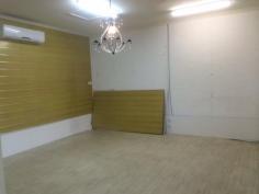  2/19 Booyun Street Brunswick Heads NSW 2483 For Sale $320,000 This shop, with an approximate size of 50 square meters, enjoys street frontage to Tweed street, as well as having access from Booyun Street to a shared car park. Strata titled in a group of six, this popular area has various productive businesses around it such as the Indian and Pizza takeaways and the busy IGA supermarket.  For inspections, please call Dave Bosselmann on 0431 100 097 or Russell Siwicki on 0419 627 109. Features General Features Property Type: Unit Bedrooms: 0 Bathrooms: 1 Indoor Air Conditioning Other Features Large car park, Passing traffic, Popular area 