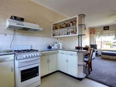  6/152 Sturt Road Warradale SA 5046 $219,000 - $239,000 Property Information Beautifully located to Westfield Marion shops, Oaklands Railway Station and short drive to Jetty Road, Brighton. Fantastic opportunity for a 1st home buyer/investors delight with all these facilities close by. This upstairs unit features 2 x large bedrooms, spacious lounge room with access to the balcony, gas appliance kitchen, plus 2 x reverse cycle split system air conditioning, ceiling fans throughout. Well maintained group of 6, detached single carport and only $200.00 per quarter strata fees. Again this unit will make a fantastic investment or 1st home. Very affordable living close to beaches and major shops. As the heading says location, location, location. Property Type 	 Unit 
