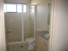  12/56 MAIN STREET Pialba Qld 4655 DETAILS ID #: 0000246888 Price: On site at 10am Type: Unit Bed: 2    Bath: 2    Car: 1  Modern 2 bedroom Townhouse with air conditioning, well appointed kitchen, combined living area, laundry, Single garage with internal access. Gated community, Walking distance to shopping centre, close to CBD & public transport. Presently income earning. 