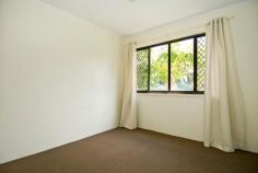  4/16 Andrews street Southport Qld 4215 $235,000 Very centrally located unit only a few minutes walk to Southport CBD, the Broadwater and the new light rail link. Griffith University, the new Gold Coast hospital and Surfers/Broadbeach are only a tram ride away. Quiet tree lined street, ground floor 2 bedroom unit with balcony off the kitchen/living area. Built in wardrobes in both bedrooms, separate laundry. 2 car spaces - tandem. Presently rented at $290 per week with low body corporate fees. Great investment or home. Property Features Property ID 	 12300913 Bedrooms 	 2 Bathrooms 	 1 Total car spaces 	 2 