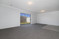  9/43 Darraweit Road Wallan Vic 3756 3222Price Guide: $286,000   |  Type: Unit  |  ID #177549 Gallery Invest Now! The Hard Work Is Done! Brand new three bedroom tenanted unit in a quality development, boasting stylish kitchen with stainless steel appliances, en- suite to main, double garage and landscaped courtyard. Attractively priced with impeccable decor and quality in an ideal location, this is the perfect choice for the first time or seasoned investor 