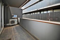  204/1C Berry Street Essendon North Vic 3041 Price Guide: $320,000 - $350,000   |  Type: Apartment  |  ID #64261 “The Imex Apartments” Sale by Negotiation Experience life to the fullest by embracing this exciting lifestyle offered by this well appointed one bedroom apartment. Features open plan living / meals area overlooking to a balcony area. Extensive highlights include dishwasher, European Laundry, security entrance and a secure basement car park. Stroll to Keilor Road trams, buses, shops, cafes and restaurants, within easy access to Airport's, CBD & DFO. Inspection is a must! Currently leased til 31st December 2014 at $1,304.00 per calendar month ($300.00 per week) Photo ID Required 