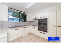  4/114 Carmody Road St Lucia Qld 4067 Convenience & Potential in St Lucia This third (top) floor apartment is ideally located in the heart of St Lucia, in close proximity to the University of Queensland, Ironside State School, public transport and many parks.  The spacious living / dining area is bright and airy, and connects to the full length balcony. There are two good size bedrooms, both with built-ins. The master bedroom also has an ensuite. The main bathroom features a shower/bath and laundry.  A perfect investment or ideal first home, it is sure to be gone quickly so call me now! Property Details Price 	 $409,000 Suburb 	 St Lucia Property Type 	 Unit 