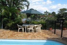  25 Pacific Blvd Broadbeach Waters QLD 4218 Price: $749,000 4 beds | 2 baths | 2 cars Property overview Property ID: 1P0573 Inspection: As Advertised or by Appointment Property Type:House Land Size:668 m² (approx) Carport:2 Features Close to Transport Close to Shops Pool Water Front Close to Schools Ensuite Water Views Long Wide Water Views, A Great Waterfront Family Home Don't miss this golden opportunity to purchase in popular Broadbeach Waters. An excellent renovator, the possibilities are endless! With 4 bedrooms, ensuite, swimming pool overlooking the waterfront, covered entertainment area and double carport on land size of 668m2. Good canal, close to main river and views right down the canal 