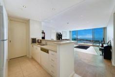  1 Como Cres Southport QLD 4215 FOR SALE $589,000  Unit This has to be one of the best units on the coast! Some of the most fabulous views of the ocean, Broadwater and Surfers Paradise and all the way down to Coolangatta. In pristine condition and situated on the 29th floor of \\\"The Shores\\\" comes this very spacious 2 bedroom, 2 bathroom, 2 carpark unit, plus storage. It has the lot, from ducted a/c to large balcony for entertaining. oh and did i mention the views? The light rail will run past the building so transport into Surfers and Broadbeach is not a problem. The building has a heated pool, outdoor pool, Spa, Gym, Sauna, BBQ area. Whether to live in or invest, i dont think you can go wrong with this unit, especially at this price! 
