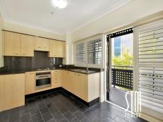 6/8 ST NEOT AVE, POTTS POINT  NSW 2011 Situated in the heart of Potts Point, and only moments to Wooloomooloo Wharf and Sydney CDB, this modern 2 bedroom apartment features a separate lounge, eat in kitchen with dishwasher, internal laundry, modern bathroom and a entertainers balcony. Recently updated, it has near new carpet, crisp white plantation shutters and intercom access. The block itself has also undergone an extensive renovation and is immaculately presented.   Contact Montana for an inspection 0404 833 392 Price:$750 P/WProperty Type:ApartmentBond:$3,000Bedrooms:2Bathrooms:1Contact:Montana 0404 833 392 