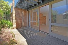  1/1 George Bass Drive Batehaven NSW 2536 $239,000 Set only a few hundred metres walk to Batehaven Shops, Corrigan's Beach and just across the way from the high school, this two bedroom townhouse offers single garaging with internal courtyard access, open plan living area and rear courtyard. Freshly painted and with new carpets, similar units in the complex rent for $220 per week.  A must to inspect for the investor or those looking for a weekender. 