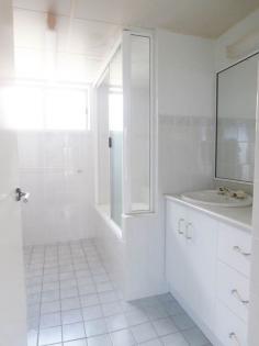  Unit 1/192 Matthew Flinders Drive Yeppoon Qld 4703 310,000 Enjoy living at the beach every weekend, this spacious unit in the Camara Crescent complex overlooks Great Keppel Island with beautiful Lammermoor Beach only a stroll away. Open plan living with a lovely big kitchen, 2 generous size bedrooms and a private balcony that enjoys the breezes and views. This unit has the added bonus of two car accommodation, so there's somewhere to park the boat. The whole family will enjoy relaxing at this complex, centrally located to the beach and also the Capricorn Tavern complex, it would be the perfect spot to enjoy lazy weekends and holidays. Call now for a private viewing. Features In-ground pool, Verandah, Smoke Alarms, Safety Switch. Property Details Bedrooms 		 2 Bathrooms 		 1 Garages 		 2 Land Area 		 143 m2 