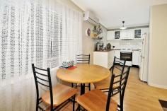  2/15 Woodvale Close Essendon Vic 3040 Price Guide: $347,500   |  Type: Apartment  |  ID #87678 Perfect Opportunity... Combining great value with a terrific location is this two bedroom ground floor flat in a tidy block of 8. Located in a cul-de-sac, walking distance to Glenbervie train station, parklands, Woodland Street, Napier Street and Essendon North Shopping / cafe's. You will be impressed by the bright lounge / meals / kitchen area, bathroom and private laundry facilities along with the added bonus of an intercom entry. Ideal for investors or 1st home buyers alike to move in at a later date. This is a winning combination. Photo ID Required 