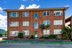 1/2b O'Connor Street, Haberfield, NSW 2045 $499,000 Ideal as an entry level apartment or investment, this unit is a blank canvas presenting a great opportunity to modernise throughout.  Offering 2 good sized bedrooms, living room and sunroom with an easterly aspect, gas kitchen with meals area and bathroom with laundry facilities. Character features including high ceilings and timber flooring throughout.  Situated in a small security complex of only 6 apartments with no common walls. Just a short stroll to Ashfield Park, transport and shops.  