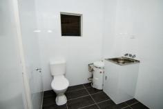  9/10 Leonard Avenue Surfers Paradise Qld 4217 179,000 Now is a great time to invest in a one bedroom apartment so close to central Surfers Paradise and beach. With the property market running hot, you need to buy now to beat the price increases. This fully renovated one bedroom apartment is within minutes walk to the main river, parks, central Surfers Paradise and beach. Features Include: - Fully renovated - One bedroom + bathroom - Internal laundry - Off Street parking - Low Body Corporate fees - Easy walk to Surfers Paradise - Currently tenanted @ $250.00 per week until 14.06.15 - Body Corporate approx. $35.60pw - Rates approx. $1505 annually Property Details Bedrooms 		 1 Bathrooms 		 1 