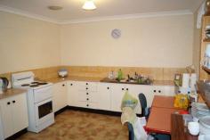  175 German St Norman Gardens QLD 4701 315000 2 x 2 Brick Duplex units, in popular Norman Gardens (walking distance to Uni ) lock up carport , large open plan living ,2 good size bedrooms ,each unit has own fenced back yard. Showing good returns , these low maintenance units wonâ€™t last long at this price! Bedrooms 		 2 Bathrooms 		 1 Land Area 		 602 m2 