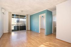 10/6 Avona Avenue, Glebe, NSW 2037 A well presented unfurnished two bedroom apartment. Features internal laundry, main bedroom with built-in, timber floors, balcony in security complex. Moments walk to Glebe Point Rd, public transport, Broadway Shopping Centre, Sydney Uni, RPA and Sydney CBD. No Pets Lease: 6/12 months Available: 06/02/15 $540 Weekly 