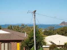  Unit 1/192 Matthew Flinders Drive Yeppoon Qld 4703 310,000 Enjoy living at the beach every weekend, this spacious unit in the Camara Crescent complex overlooks Great Keppel Island with beautiful Lammermoor Beach only a stroll away. Open plan living with a lovely big kitchen, 2 generous size bedrooms and a private balcony that enjoys the breezes and views. This unit has the added bonus of two car accommodation, so there's somewhere to park the boat. The whole family will enjoy relaxing at this complex, centrally located to the beach and also the Capricorn Tavern complex, it would be the perfect spot to enjoy lazy weekends and holidays. Call now for a private viewing. Features In-ground pool, Verandah, Smoke Alarms, Safety Switch. Property Details Bedrooms 		 2 Bathrooms 		 1 Garages 		 2 Land Area 		 143 m2 