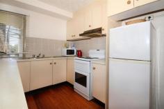  5/13 Bent Street Batemans Bay NSW 2536 $249,000 Positioned in a popular complex this 2 bedroom unit is positioned above the central hub of Batemans Bay with views over to the river and an easy 120 metres to grab a coffee.  2 bedrooms, 2 bathrooms, single lockup garage and generous balcony. Currently tenanted on a continuing lease. 