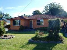  10 Batar Creek Rd Kendall NSW 2439  $325,000 This very tidy three bedroom brick veneer and tile home is great buying. Lounge, dining/kitchen with wood heater and air conditioner. Large covered rear veranda and fantastic 786m2 level yard. Walk to primary school, swimming pool, services club, train station and river. First home or investment, this home would be perfect. We have obtained all information from sources we believe to be reliable; however, we cannot guarantee its accuracy. Prospective purchasers are advised to carry out their own investigations. Property Type House  Property ID 11090109327  Street Address 10 Batar Creek Road  Suburb Kendall  Postcode 2439  Price $325,000  Land Area 786 sqm  Air Conditioning  Fire Place 