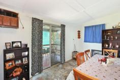  90 Scotland Street Tamworth NSW 2340 $199,000 This 3 bedroom tidy home is positioned in the small village of Somerton between Tamworth and Gunnedah. Ideal for those travelling to surrounding areas for work, to escape the escalating rental costs, first home buyers or an investment opportunity. Ideally set on a large 2056m2 block with scope to add a second dwelling or shedding, subject to council approval. - 3 bedrooms - Updated kitchen  - Fully renovated modern bathroom - 2nd toilet off laundry - Large 2056m2 block - Wastewater treatment plant - Handy to primary school, roadhouse, hotel and memorial hall Property ID 	 3659 Bedrooms 	 3 Bathrooms 	 1 Garage 	 0 Flooring 	 Land Content 	 Land Size 	 2056 Square Mtr approx. Units in Complex 	 